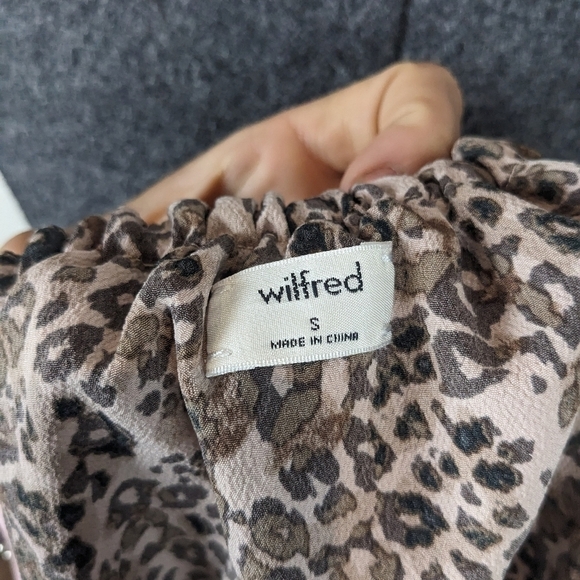 ARITZIA Wilfred Promener off the shoulder Top cheetah - Picture 5 of 7